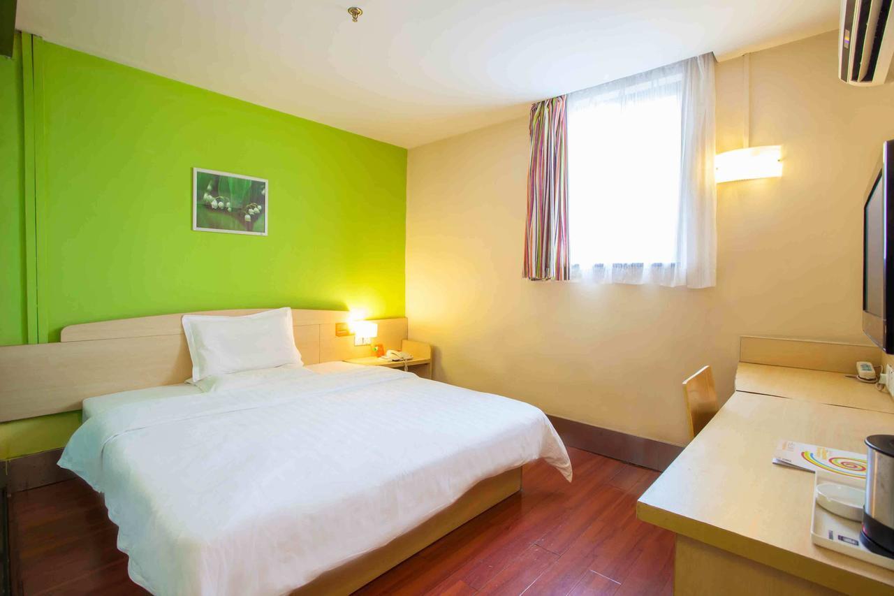 7Days Inn West Liaoyang Road Carrefour Κινκντάο Εξωτερικό φωτογραφία
