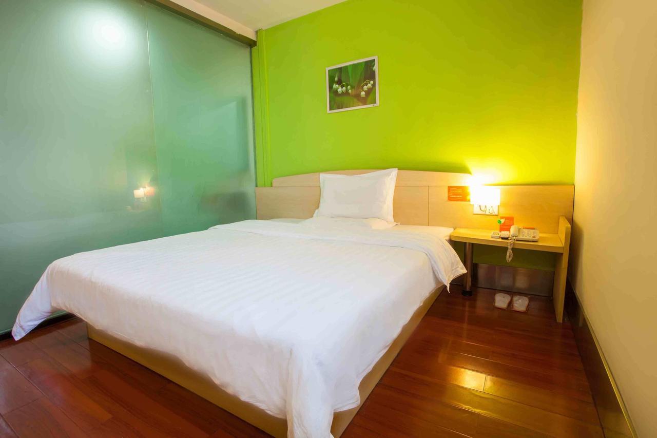 7Days Inn West Liaoyang Road Carrefour Κινκντάο Εξωτερικό φωτογραφία