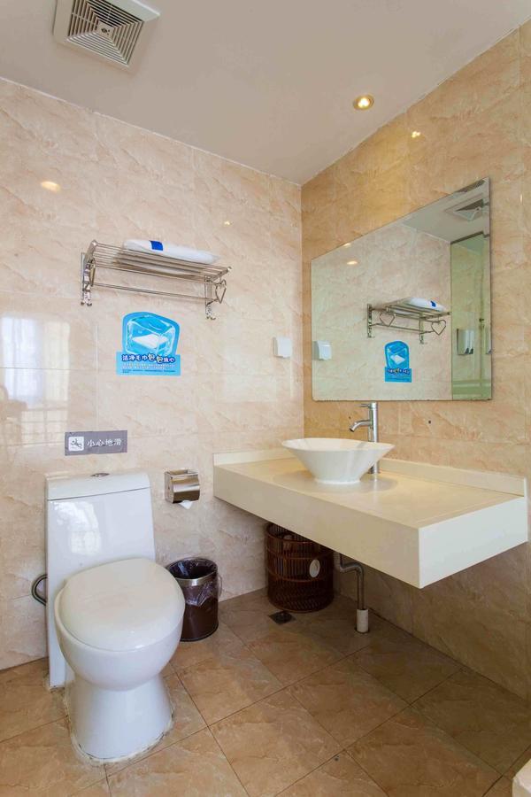 7Days Inn West Liaoyang Road Carrefour Κινκντάο Εξωτερικό φωτογραφία