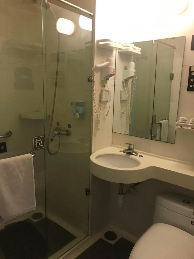 7Days Inn West Liaoyang Road Carrefour Κινκντάο Εξωτερικό φωτογραφία